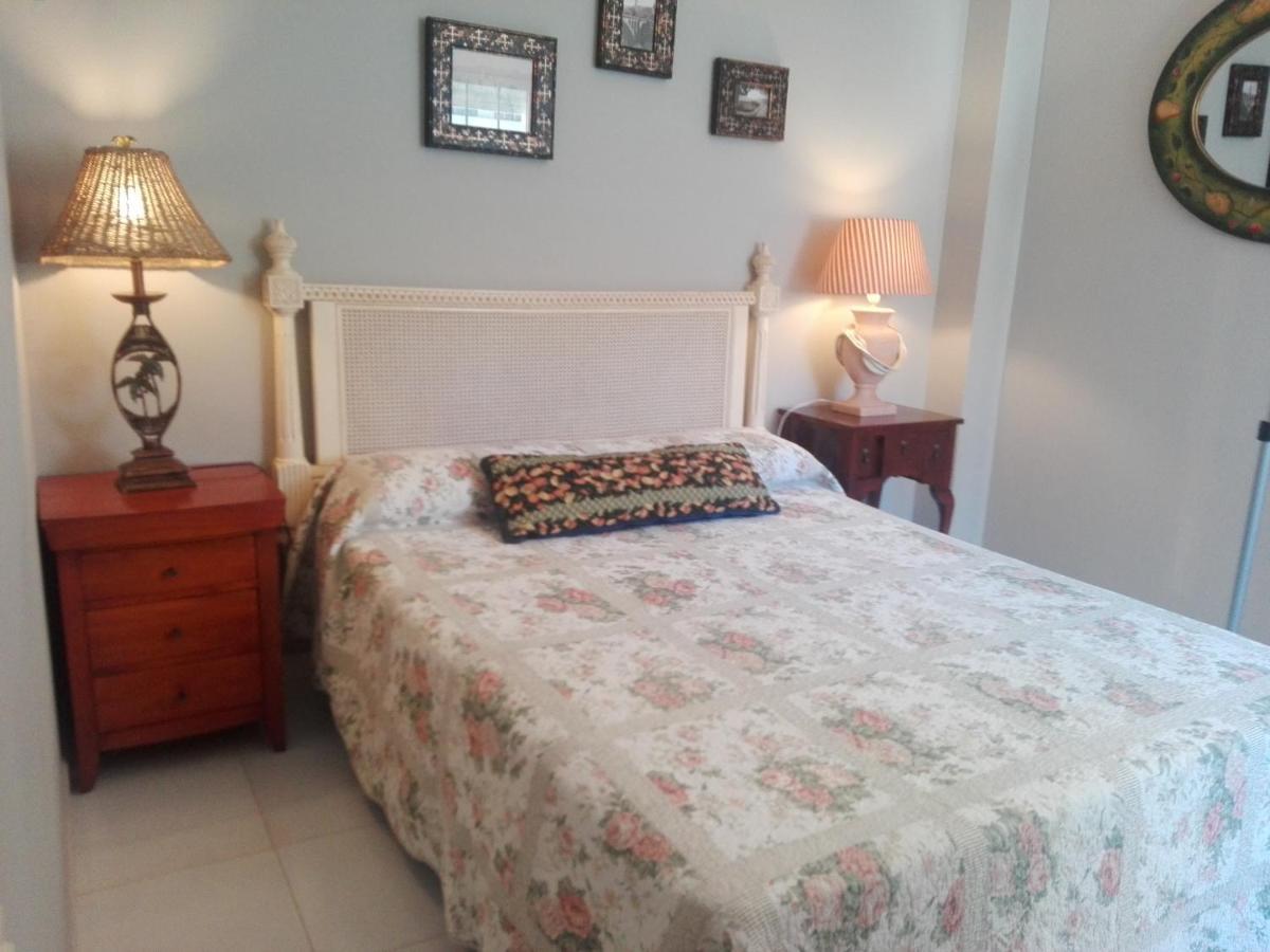 Agradable Y Familiar Appartement Premiá de Mar Buitenkant foto