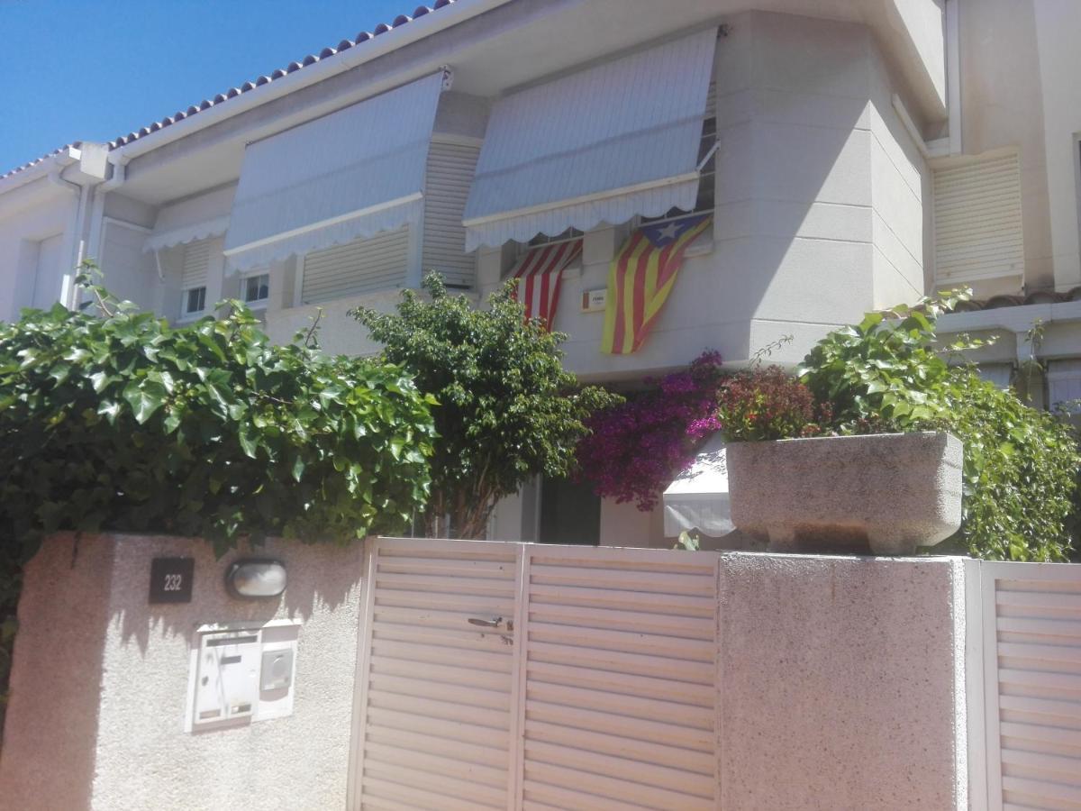 Agradable Y Familiar Appartement Premiá de Mar Buitenkant foto